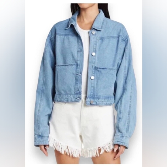 Blank NYC Jackets & Blazers - Blank NYC Cropped Denim Jacket Light Wash Elastic Hem NWT Size Small